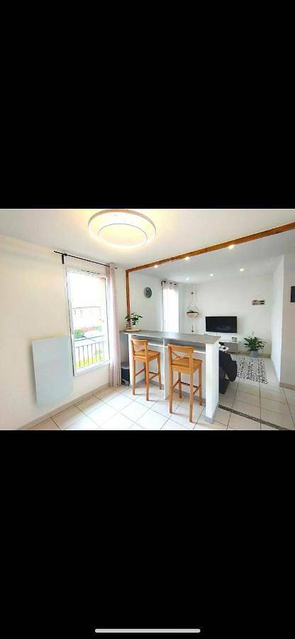 Gîte pour 4 personnes, avec piscine ainsi que vue et balcon à Castelnau-d'Estrétefonds - 4