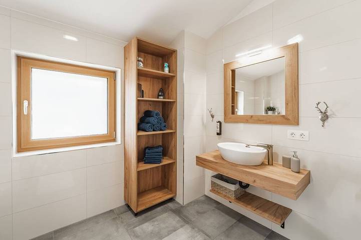 Chalet für 8 Personen, mit Garten und Balkon sowie Whirlpool, mit Haustier in Inzell - 3
