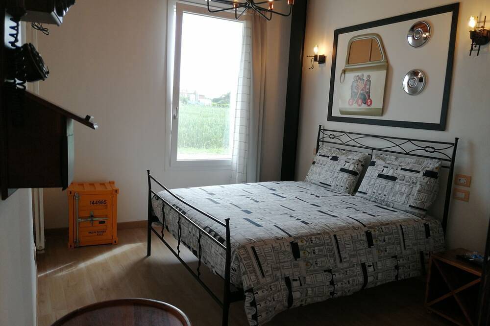 Exclusive estate for groups of up to 16 guests in the Euganean Hills near Venice in Este, Province de Padoue