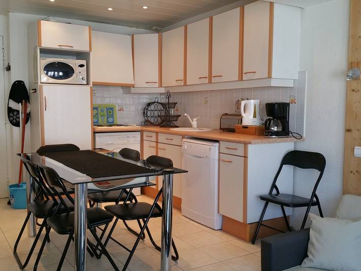 Entire apartment, Modern apartment for 5 in the heart of Avoriaz in Morzine, Les Portes du Soleil