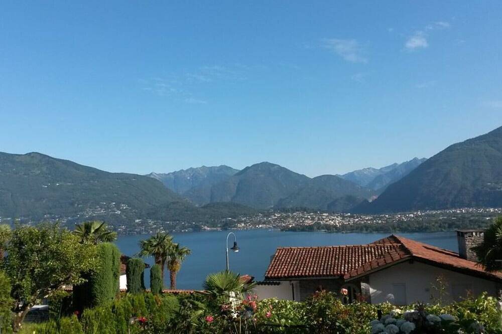 Casa Esmeralda Serenita – 3-Zimmer-Wohnung, ca. 65 m², mit Gartensitzplatz in Gambarogno, Lago Maggiore (Schweiz)