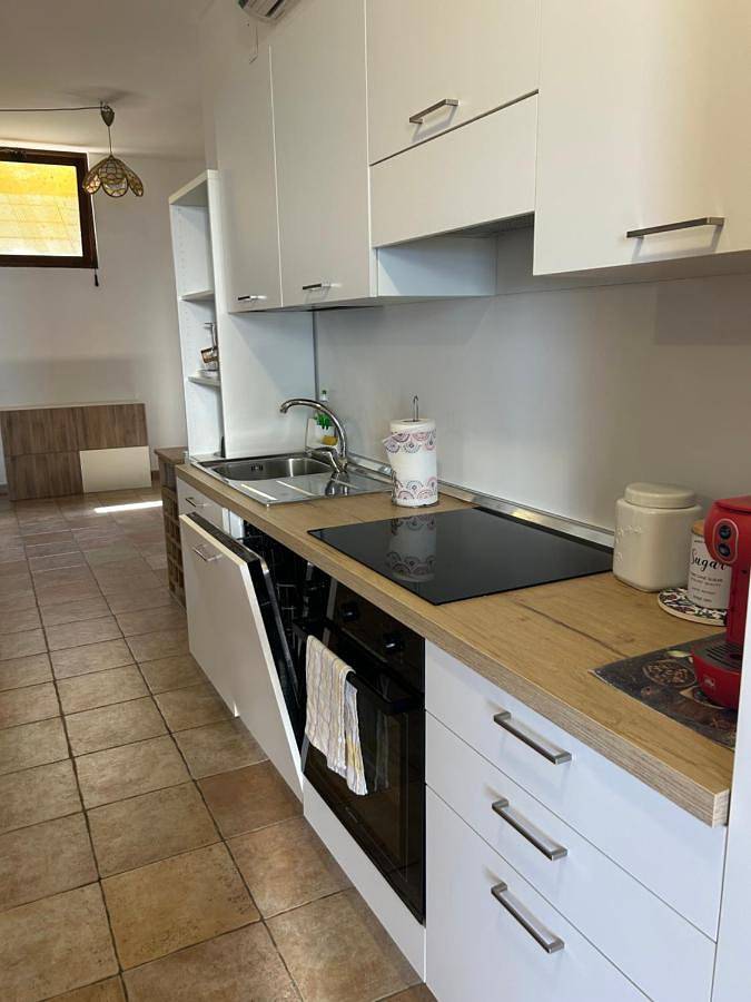 Three-Bedroom House in Roseto degli Abruzzi, Costa Adriatica Abruzzo