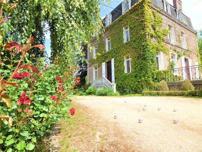 Gîte pour 45 personnes, avec jardin et terrasse à Douville-sur-Andelle