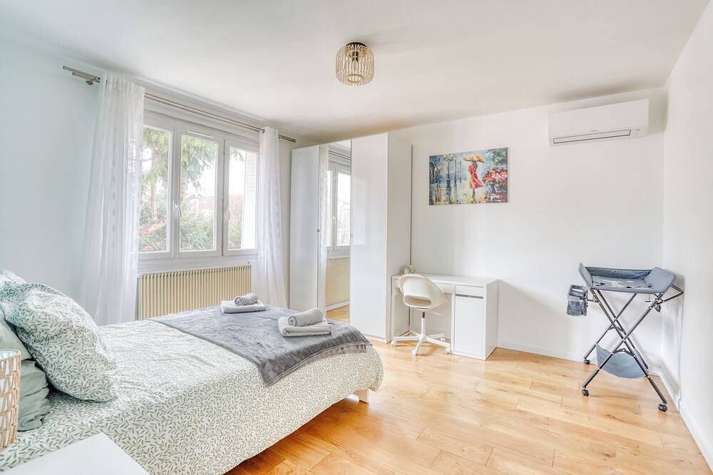 Entire apartment, Duplex flat in Villa* Paris, Expopark, Cdg, Disney in Aulnay-sous-Bois, Seine-Saint-Denis