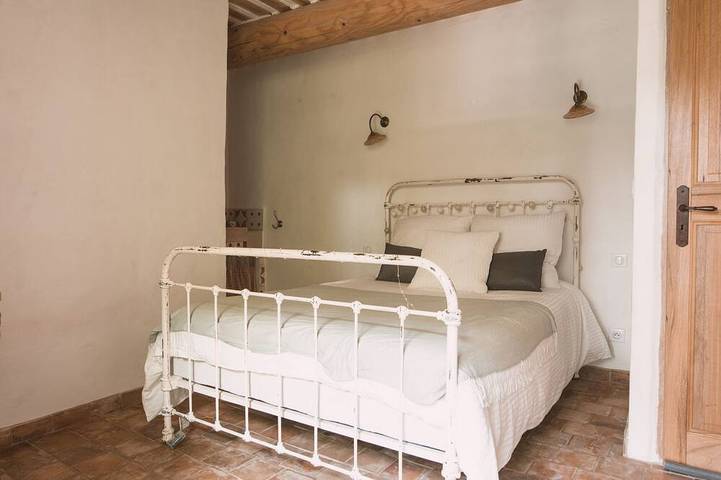 Le Coeurisier, Mas Provençale in Le Thor, Vaucluse