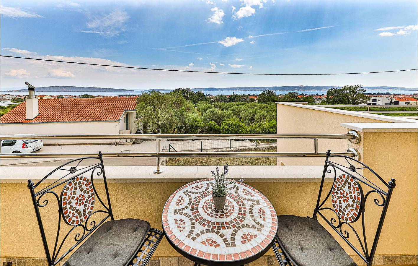 Ganze Ferienwohnung, Ferienwohnung für 4 Personen mit Garten in Kastel Luksic, Kaštela