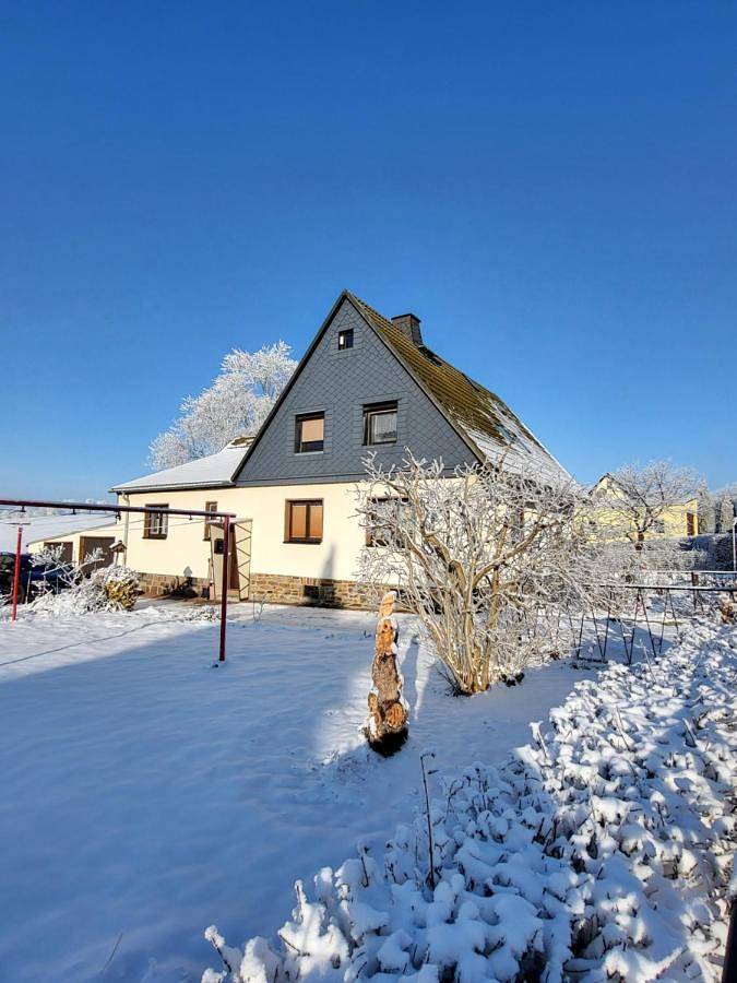 Ferienhaus für 8 Personen, mit Ausblick und Garten, mit Haustier in Sayda