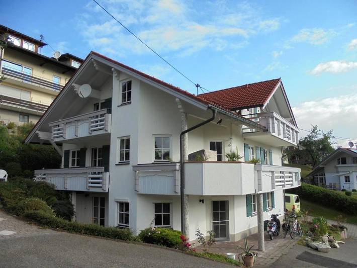 Gîte pour 8 personnes, avec Terrasse ainsi que Jardin et Vue dans Bichel
