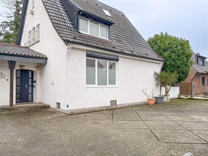 Ferienwohnung für 9 Personen, mit Balkon und Terrasse sowie Garten in Willich - 3