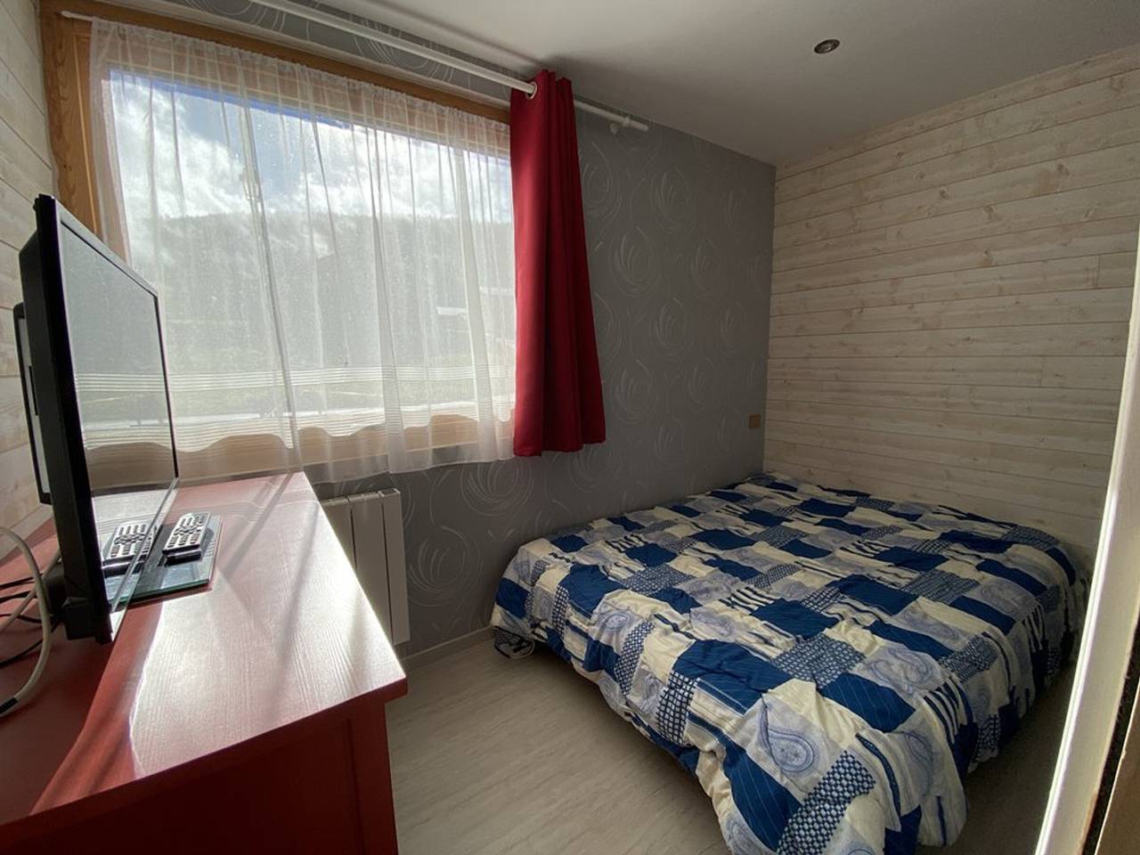 Entire apartment, Cozy apartment near slopes with parking in Crest-Voland in Cohennoz, Albertville region