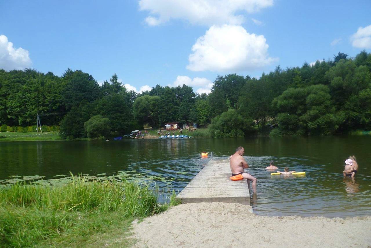 Dom z widokiem na jezioro i domek nad jeziorem in Powiat kartuski