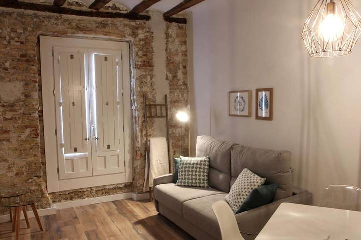 Entire apartment, Segundo D - 2D - Apartamentos Almada - Plaza del Pilar in Saragossa, Saragossa Province
