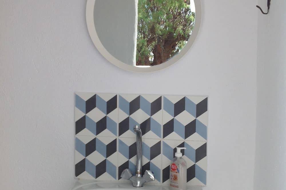 Stone'S Throw Beach Studio - next to the Sea in Koroni, Messeniska viken