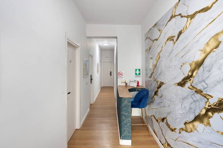 Mirosa Luxury Room 213 con Balcone, Wi-Fi e Aria Condizionata in Pompei, Parco nazionale del Vesuvio
