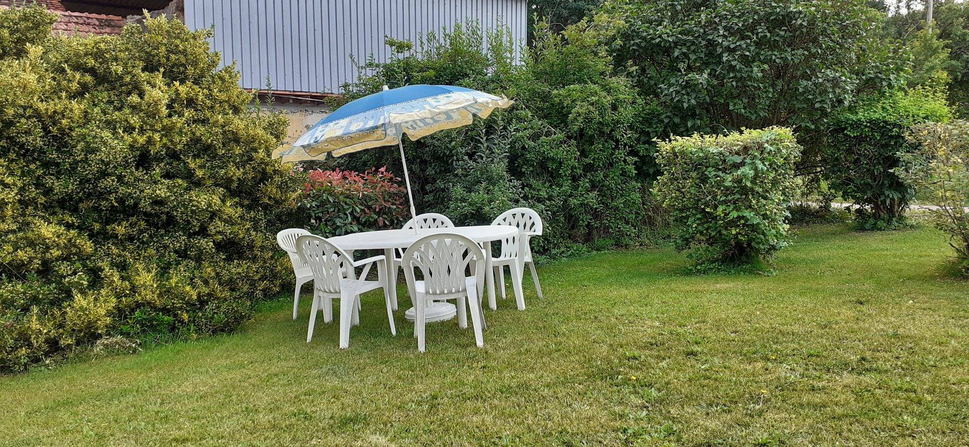 Gîte la Pommeraie in Treigny-Perreuse-Sainte-Colombe, Région d'Auxerre