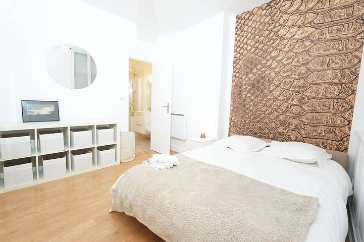 Gîte pour 4 personnes dans Basilique Saint-Seurin de Bordeaux - 3
