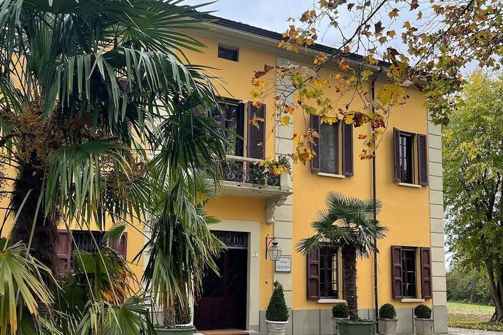 Chambre d’hôte pour 5 personnes à Traversetolo