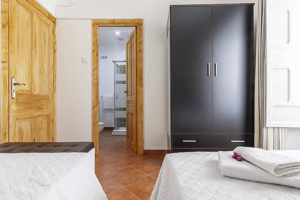 Apartamento entero, Casa De La Luz apt 4 -Elegante Casco Antiguo 2Px wifi tv ac in Casco Antiguo, Sevilla