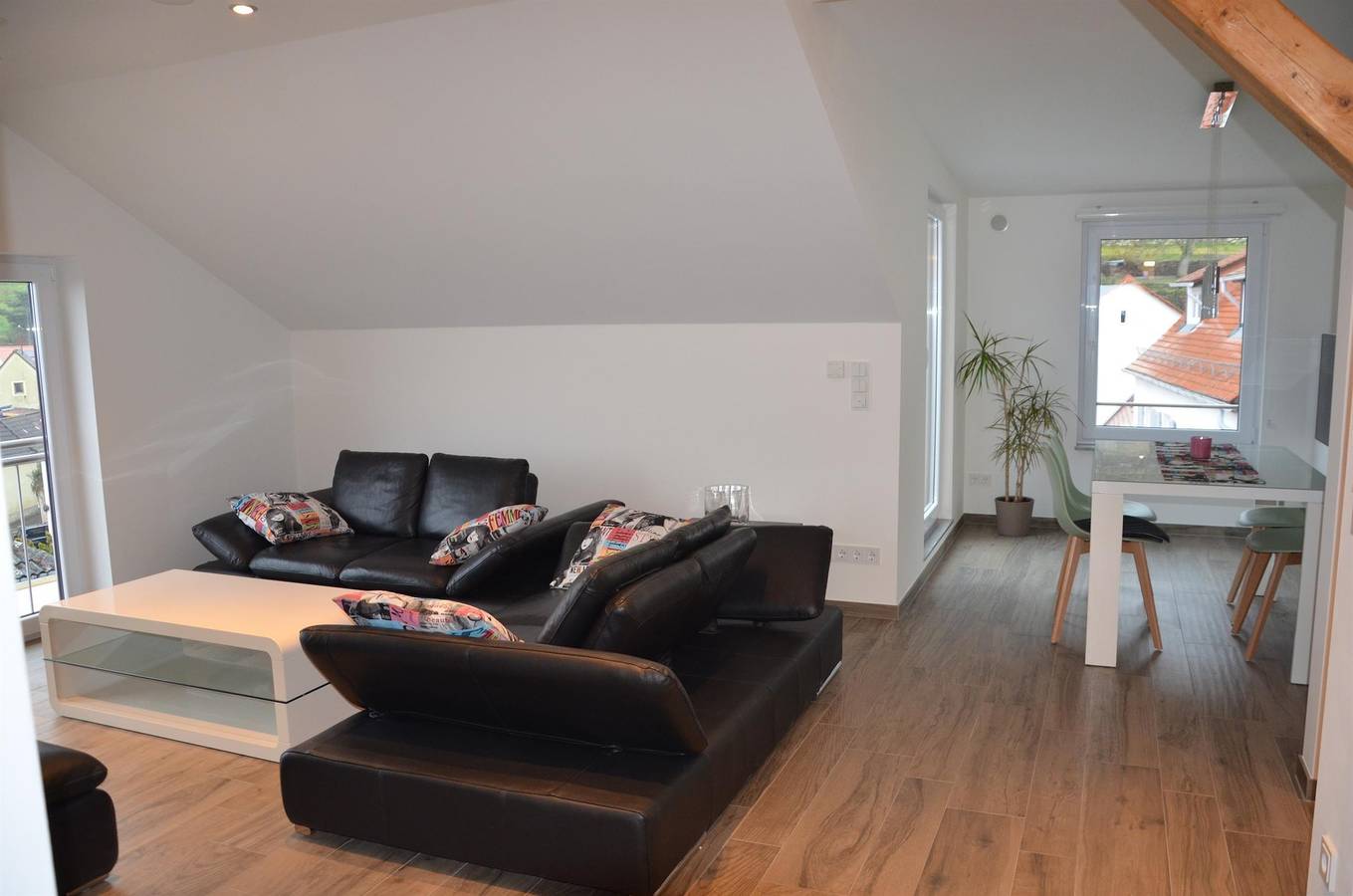 Ganze Ferienwohnung, Ferienwohnung im Seminargarten in Hambach (Neustadt), Neustadt an der Weinstraße