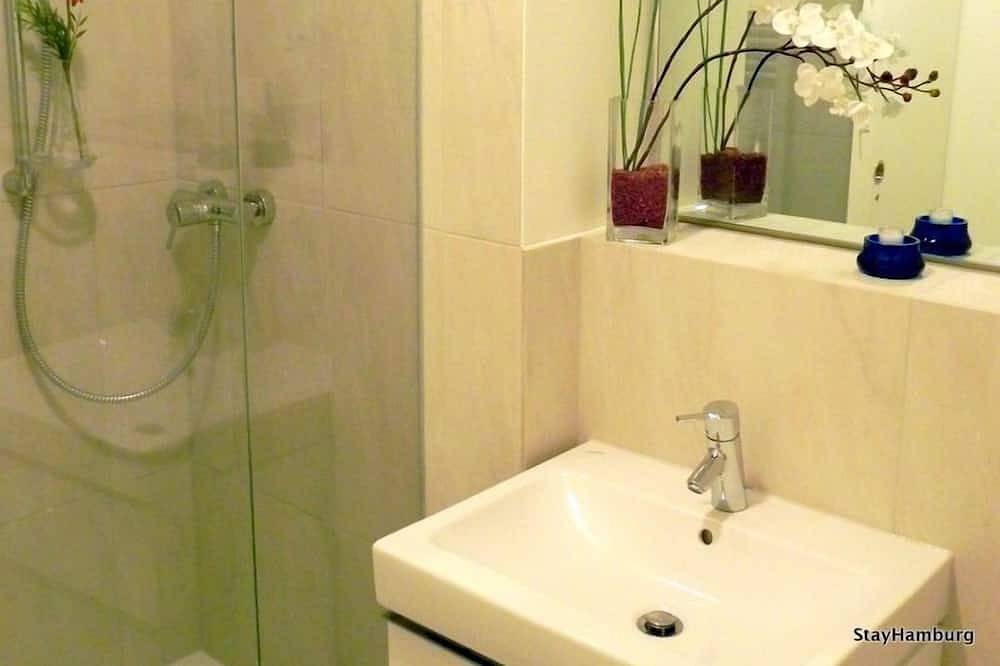 Ganze Wohnung, Modernes 4,5-Zimmer-Apartment für bis zu 10 Personen, inkl. Wlan, in Altona Hamburg, Hamburg