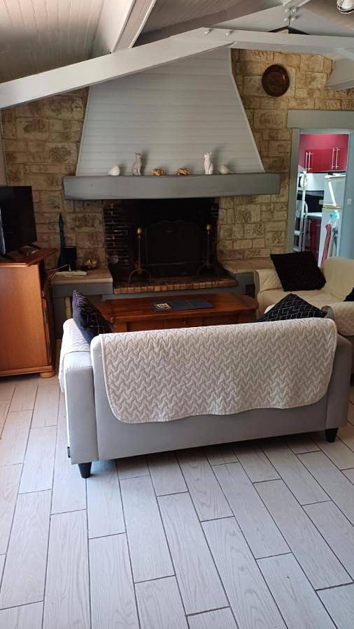 Location de vacances pour 6 personnes, avec terrasse, animaux acceptés à Gaillan-en-Médoc - 2