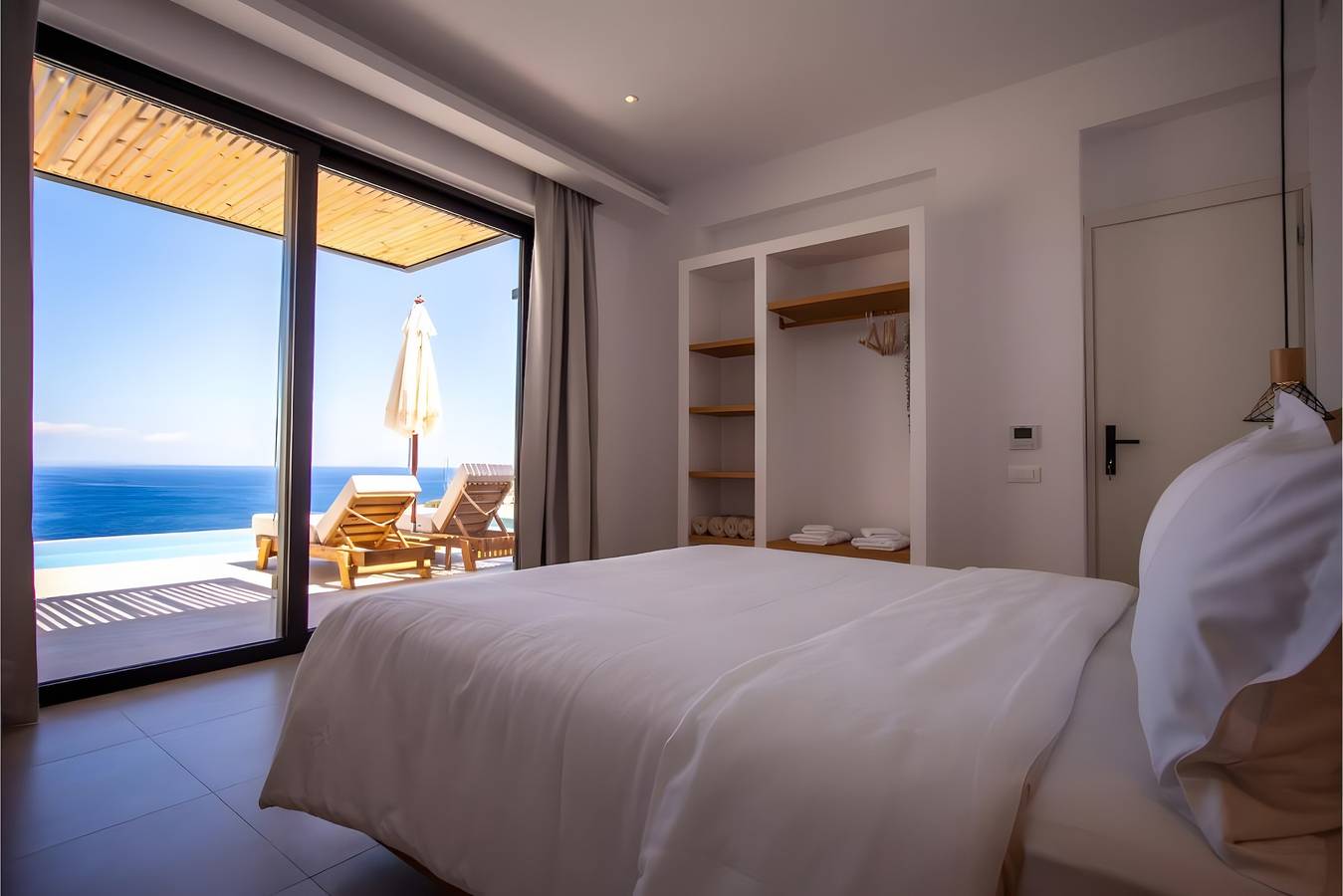 Villa 'One-Bedroom For 2' met Uitzicht op Zee, Wifi en Airconditioning, foto 13