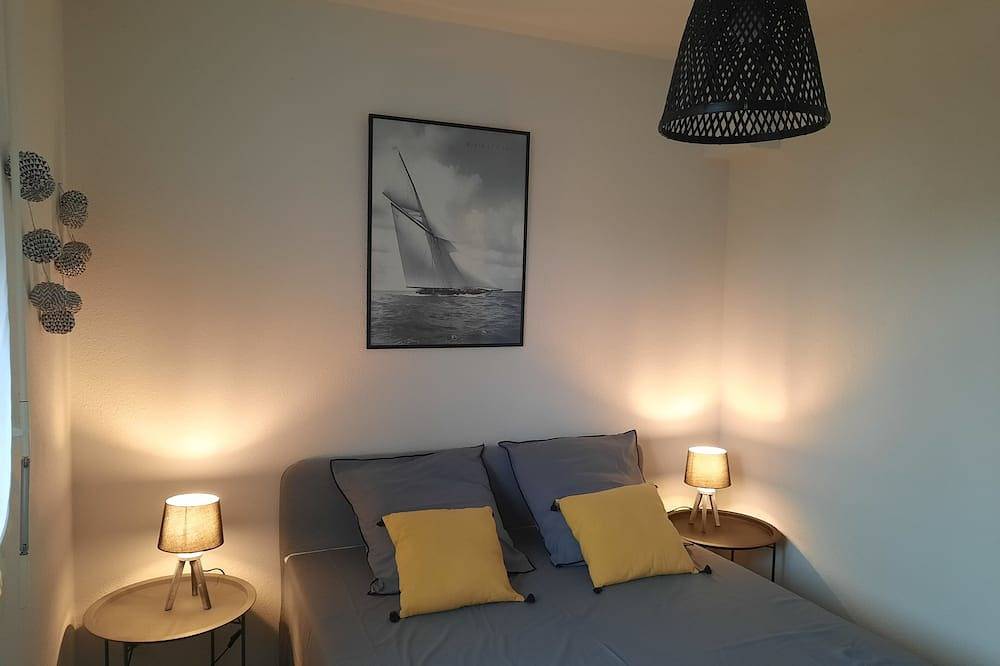 Appartement entier, Appartement Carnac avec jardin privatif à 200m des plus belles plages in Carnac, Côte des Mégalithes