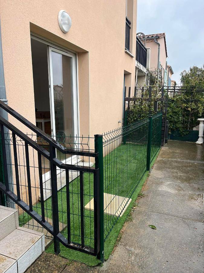 Gîte pour 2 personnes, avec jardin à Bourg-Saint-Andéol - 2
