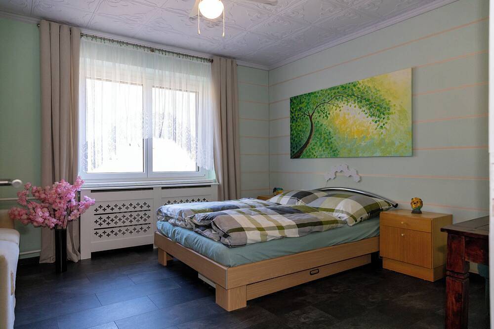 Ferienhaus mit Pool in Diesbar-Seußlitz, Nünchritz
