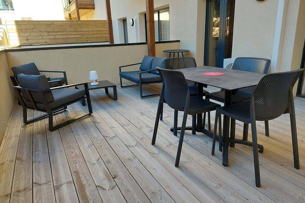 Appartement entier, Appartement T2 bord de mer- pianottoli-caldarello in Pianottoli-Caldarello, Arrondissement de Sartène