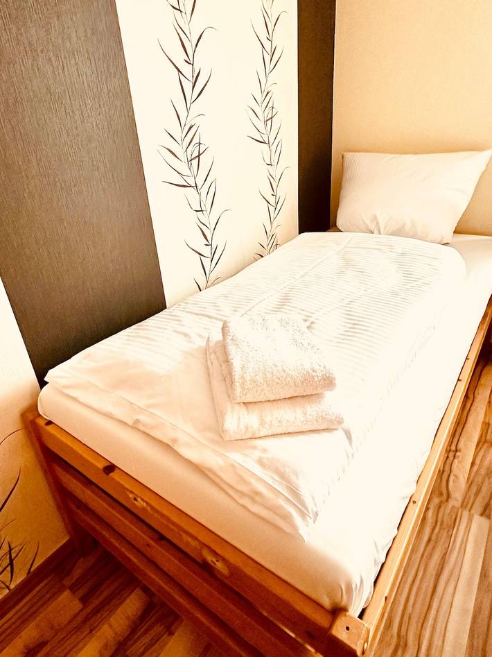 Ganze Wohnung, Apartment mit Pool, Sauna, Bergblick, Balkon und WLAN in Winterberg, Hochsauerlandkreis