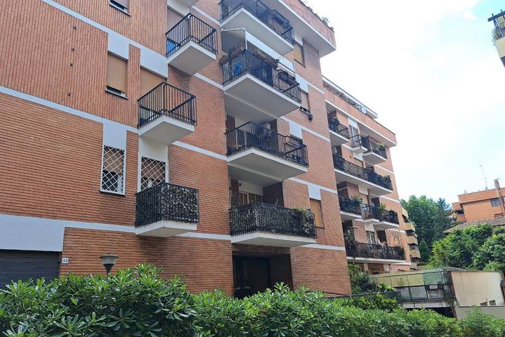 Ferienwohnung für 5 Personen, mit Balkon in Rom