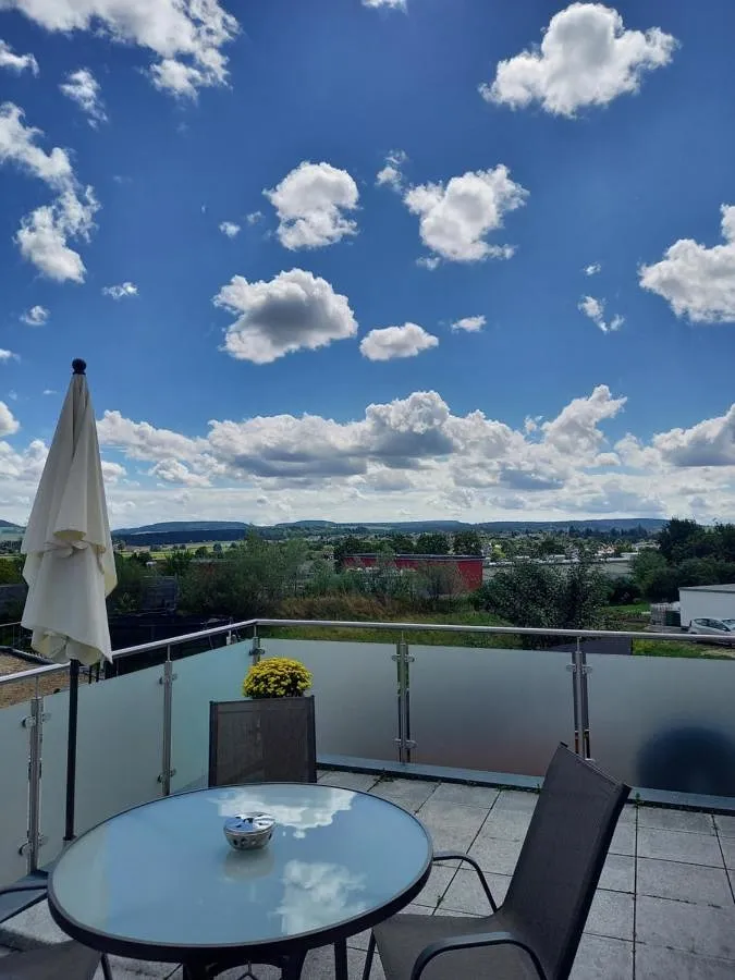 Apartamento de férias para 4 pessoas, com varanda e vista, adaptado a crianças - 1