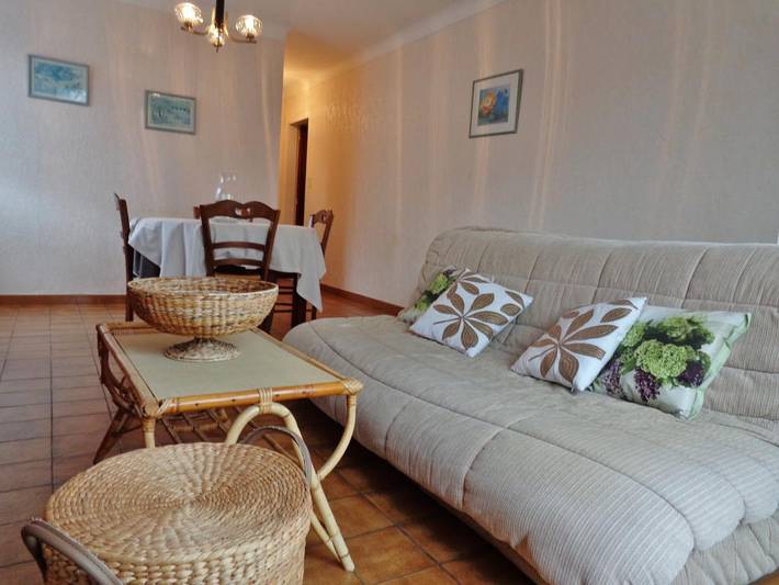 Gîte pour 4 personnes, avec jardin à Pouzac - 2