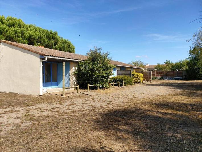 Location de vacances pour 2 personnes, avec terrasse et jardin à Saint-Michel-en-l'Herm - 3