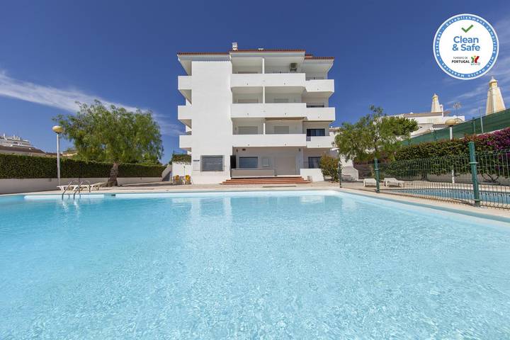 Appartement de vacances pour 4 personnes, avec balcon et piscine - 1