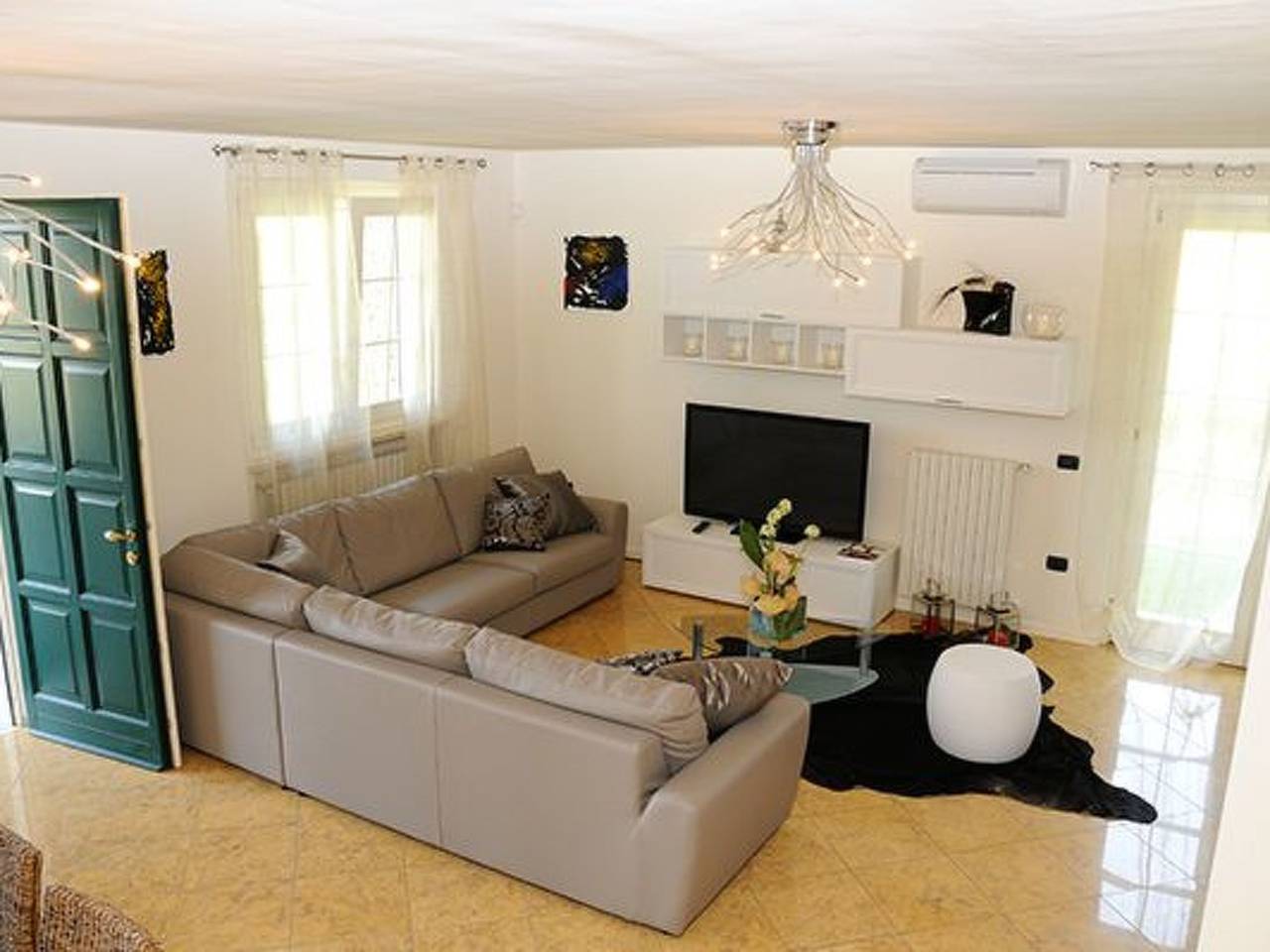 Ferienvilla 'Villa Panoramica in Pozzolengo, Gardasee