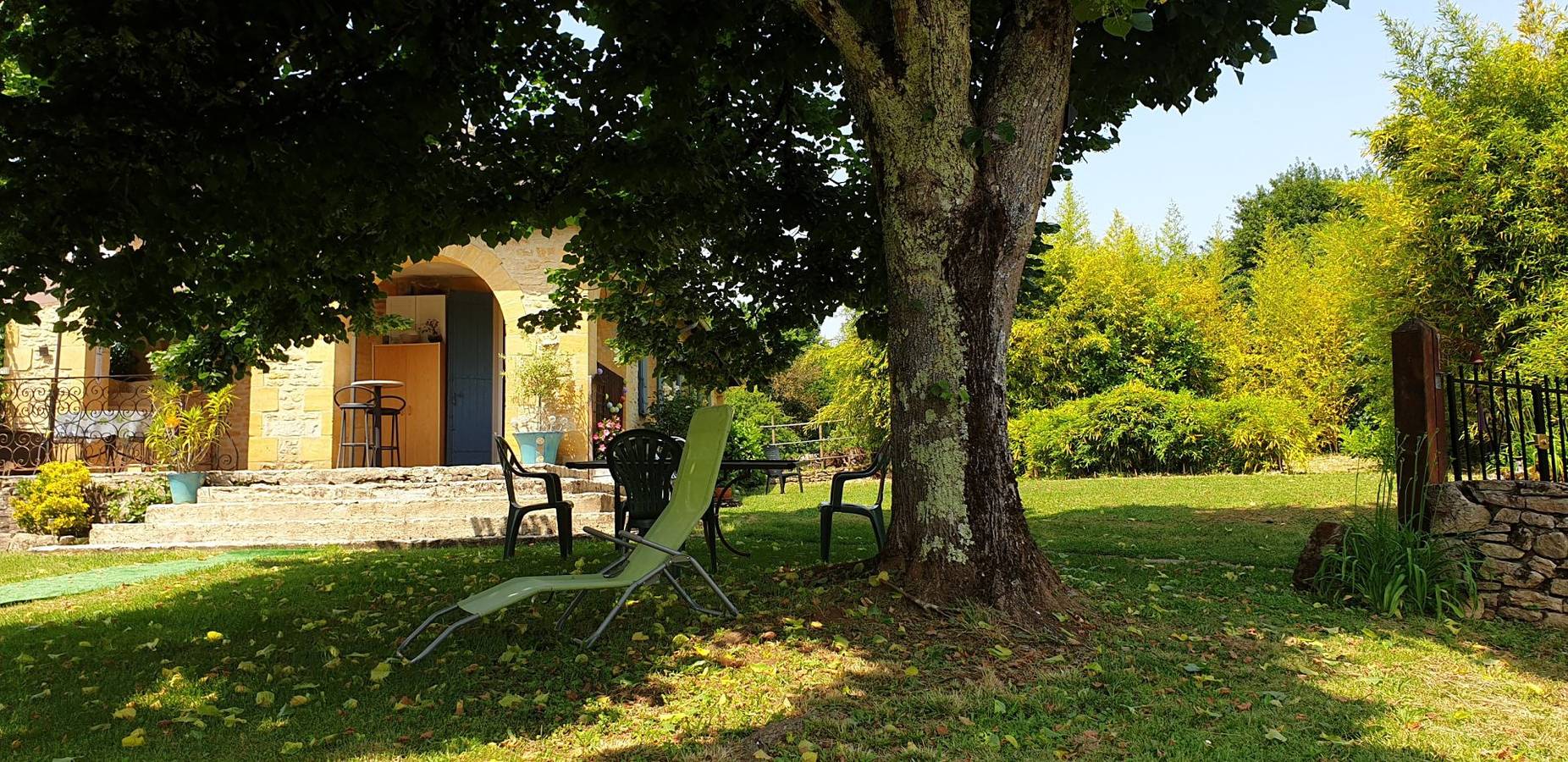 Le Loft d'Isa - clim., piscine privée, calme à 7 min Sarlat in Vitrac, Périgord Noir