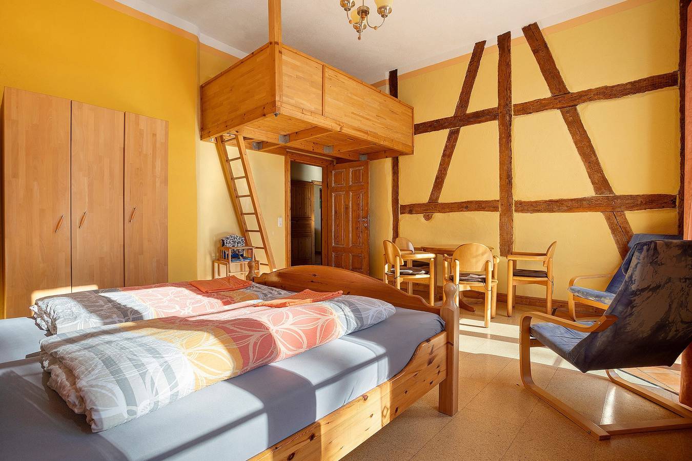 Ganze Wohnung, Apartment 'Inselwohnung' mit privater Terrasse, Gemeinschaftsgarten und Wlan in Altenkirchen, Rügen