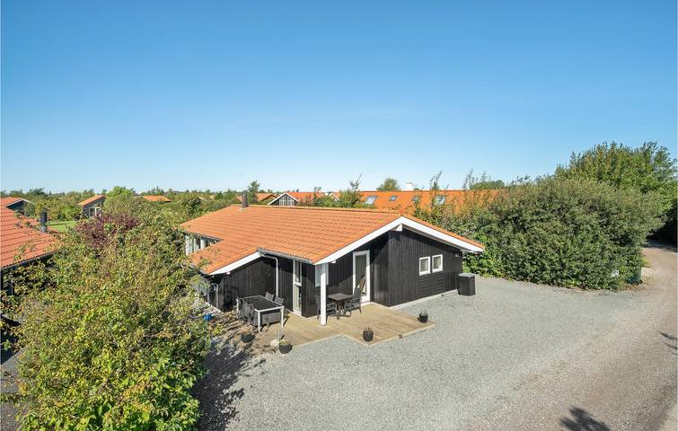 Ferienhaus für 6 Personen, mit Terrasse und Garten sowie Whirlpool und Sauna in Marielyst
