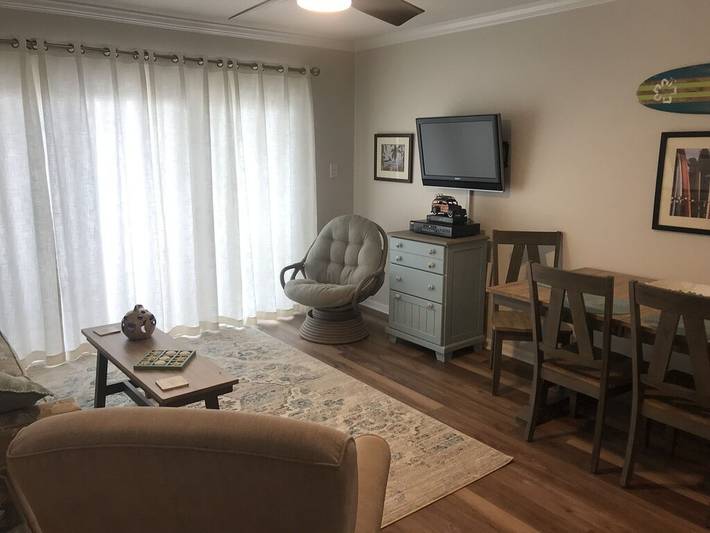 Vacation rental for 5 people, with yard and pool in North Topsail Beach