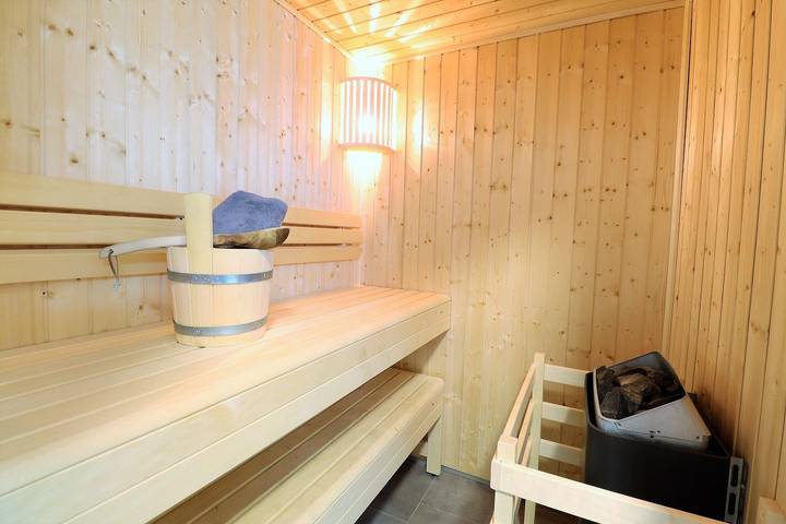 Ferienwohnung für 4 Personen, mit Ausblick und Balkon sowie Seeblick und Sauna in Hessen - 4