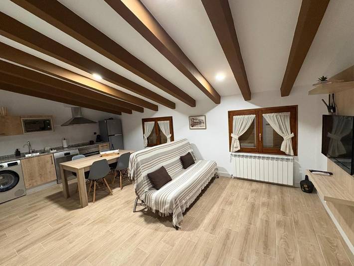 Apartamento para 4 personas, con Balcón y Terraza en Calaceite