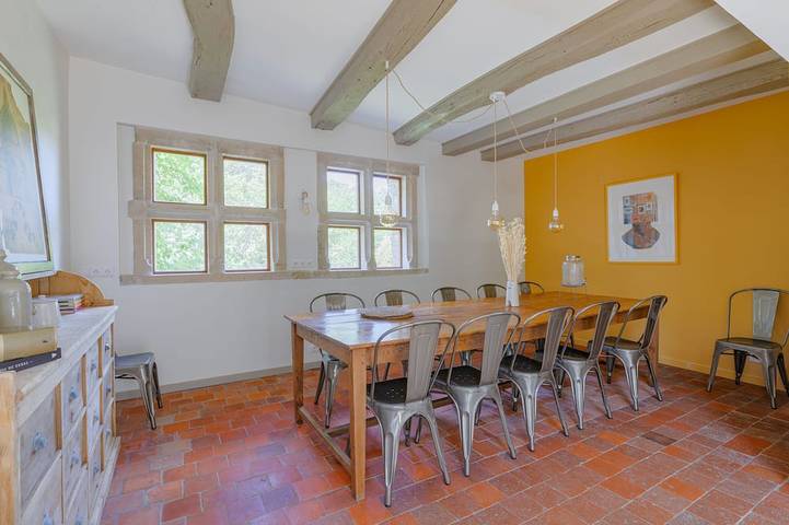 Location de vacances pour 10 personnes à Saint-Ythaire