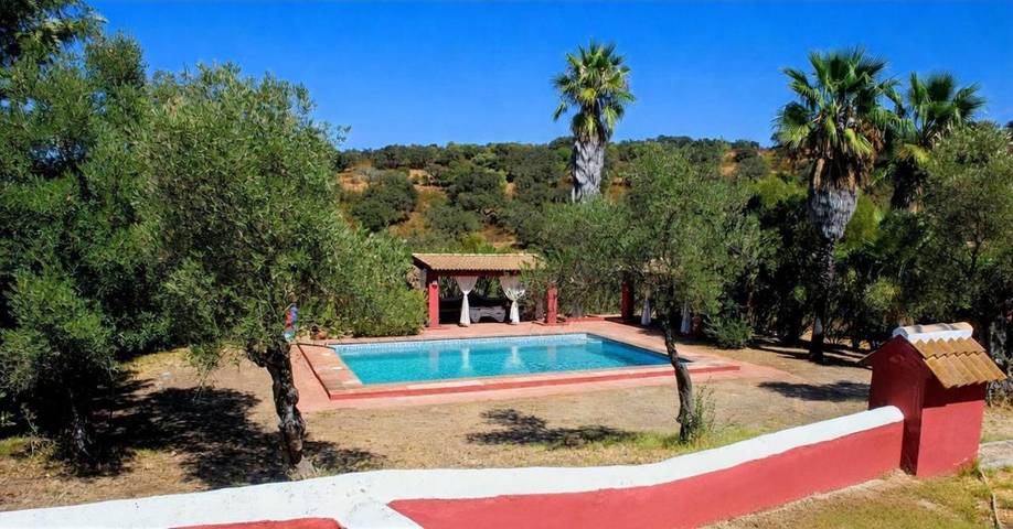 Casa rural para 8 personas, con Balcón y Terraza además de Jardín y Piscina en Gibraleón - 2