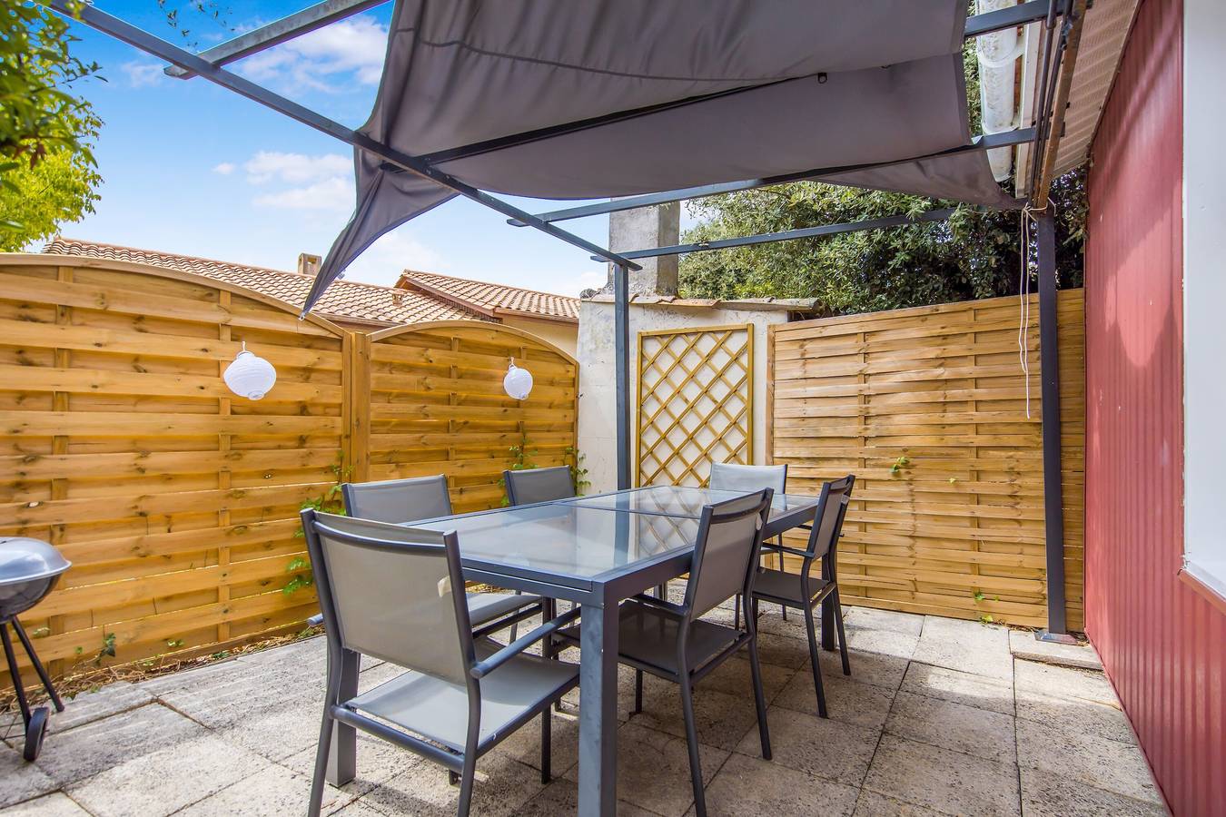 Maison de vacances 'De Gauche' avec terrasse et jardin privés in Hourtin, Parc naturel régional du Médoc