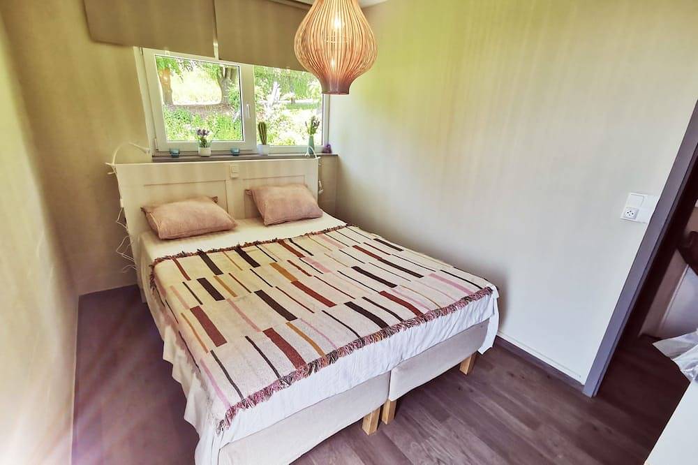 Cottage 408 is tastefully decorated, with a sunny terrace and a view of the valley. in Malmedy, Hautes Fagnes