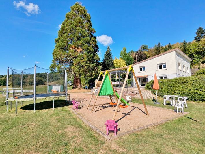 Casa de huéspedes para 12 personas, con jardín - 1
