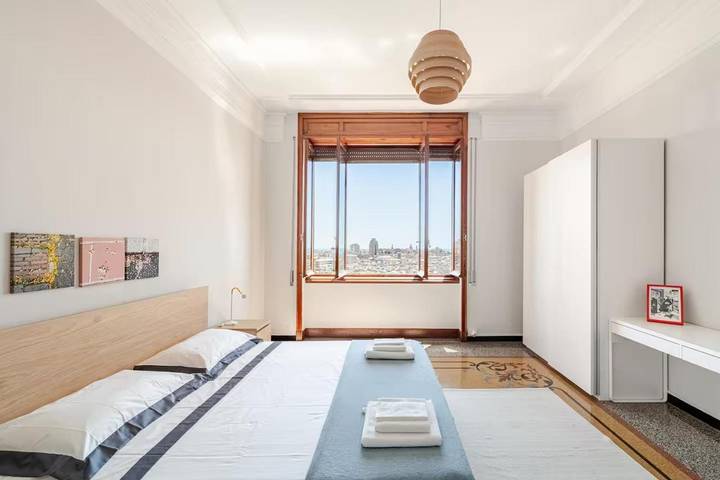 Loft per 8 persone, con panorama e giardino in Genoa