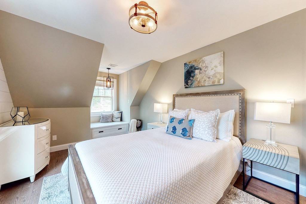 Geräumiges Haus mit Wintergarten, Garten und Kamin - super in der Nähe der Stadt und Sehenswürdigkeiten! in York (Maine), York County